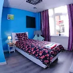 Five Star Scheveningen Bed And Breakfast