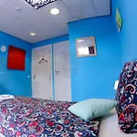 Five Star Scheveningen Bed And Breakfast